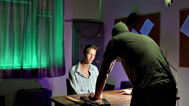 Sargent Cutler is interrogating Thomas for any useful information he may have