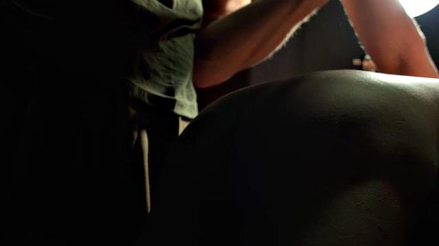 Sargent Cutler is interrogating Thomas for any useful information he may have