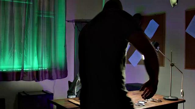 Sargent Cutler is interrogating Thomas for any useful information he may have