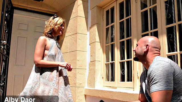 Alby's helpful neighbor