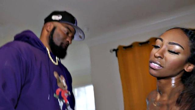 Houston's own slim thick ebony n Cherokee Indian Kokohontas fucked by King Gutta