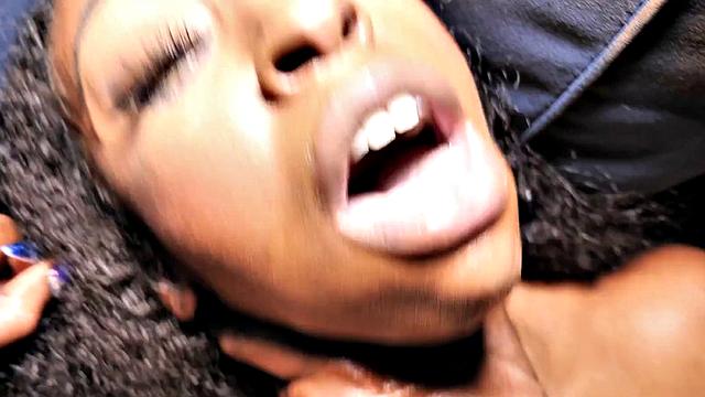 Houston's own slim thick ebony n Cherokee Indian Kokohontas fucked by King Gutta