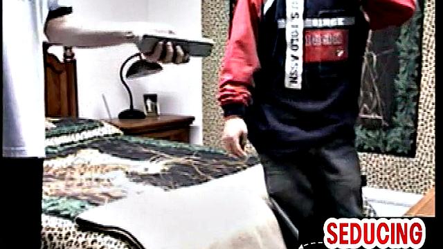 Handsome stud cocksucked by gay