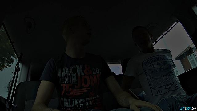 Скотт Вест, Джош Джаред и Дикон Хантер устраивают дружеский челлендж на член - кому-то работает челюсть