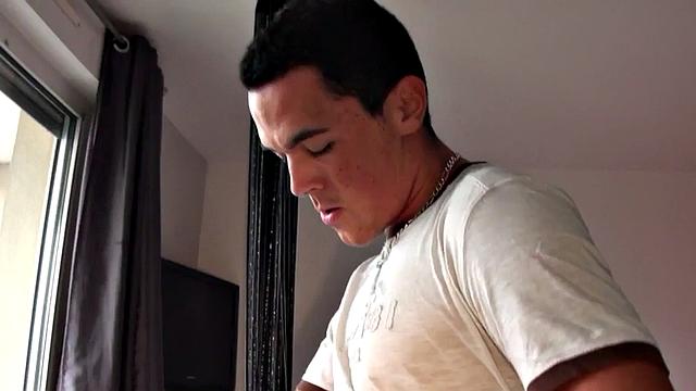 Amateur jockstrap stud sucks and gets fucked by boyfriend at home