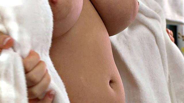 Felicia Clover's Big Boobs & Booty Massage