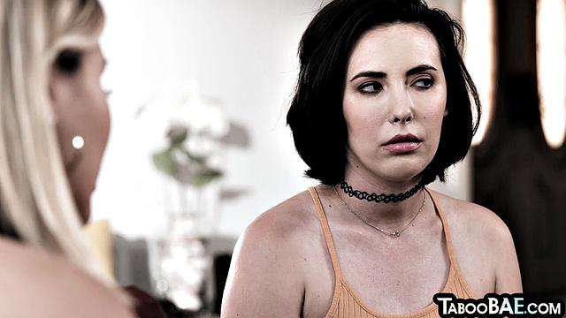 Stunning bae pussylicked by GF