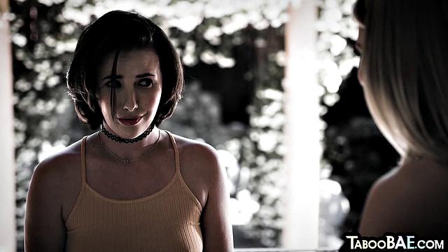 Stunning bae pussylicked by GF