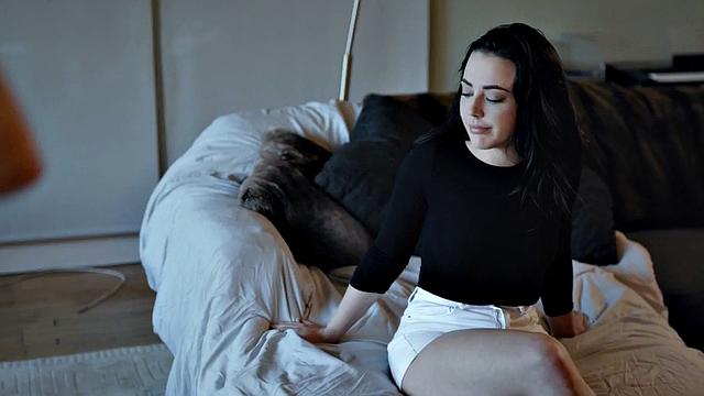 Dyke babes enjoy playing with butt plugs after facesitting