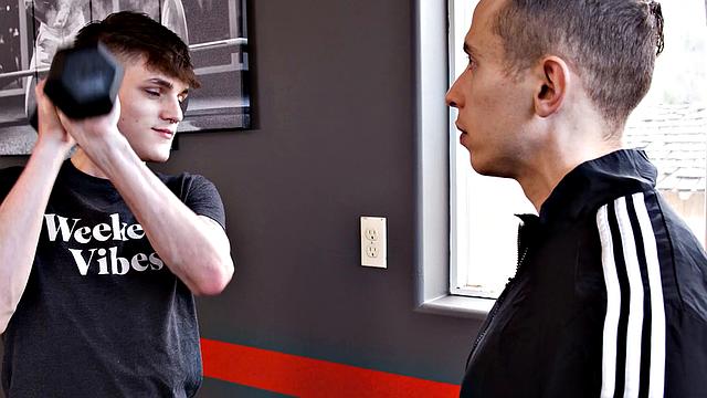 NextDoorTwink - Slutty Twink Seduces Hunk