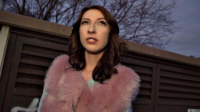 Redhead picked up deepthroating POV before doggystyle