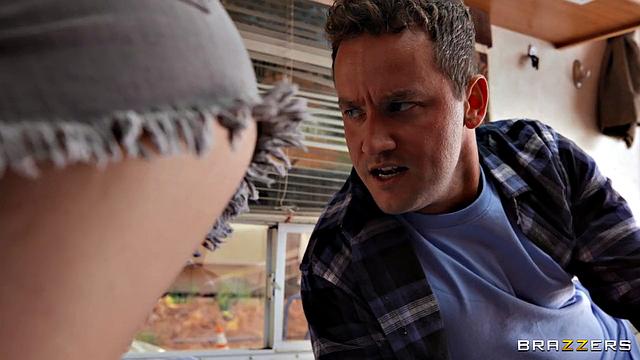 Кайли Рокет и Лала Айви пришли за сувенирами, а ушли с ванильной троицей от Ван Вайлда - дачный юмор не подвёл!