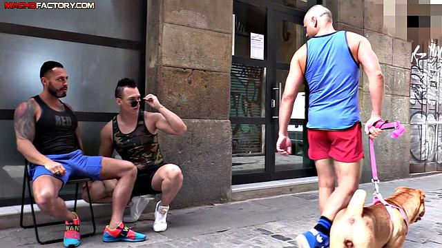 Threesome and double penetration in Barcelona - Barcelona Bubble Butt Bangers 1