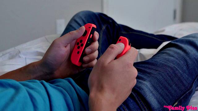 Watching Porn With Sidter - S9:E5