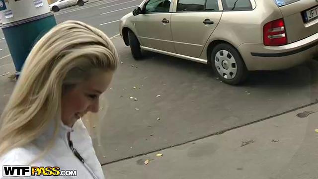 Hard fuck up blonde chick