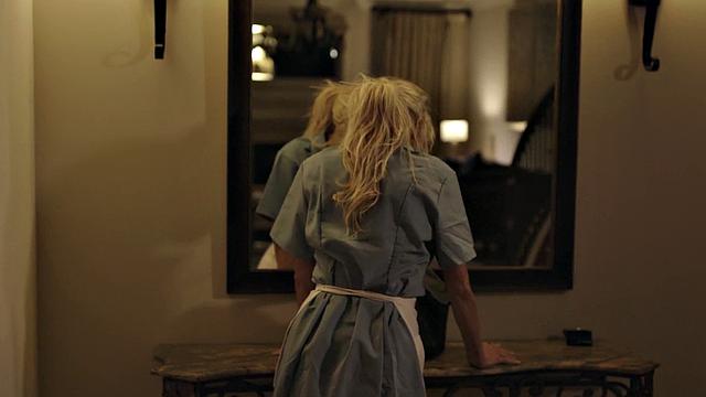 Bigboobed cougar tribbing her younger girlfriend