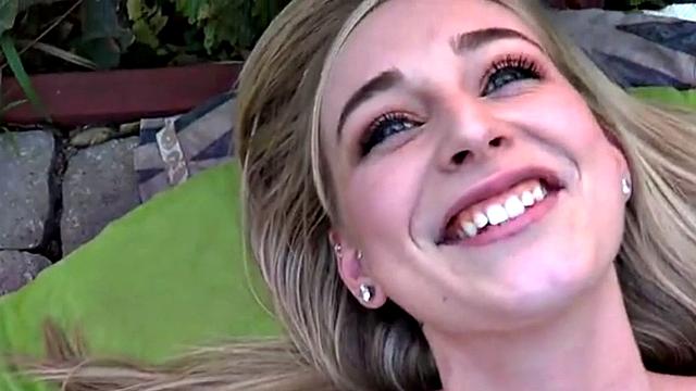 Hot Lesbian Play with Blonde Masturbate