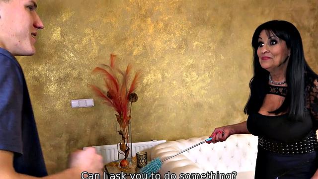 MATURE4K. Woman over fifty doesnt hesitate to fool around with stepson