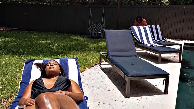 Black nympho fucked by black cock in wet pussy