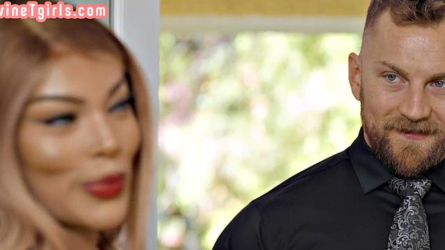 Black divine Tranny in high heels barebacked in asshole