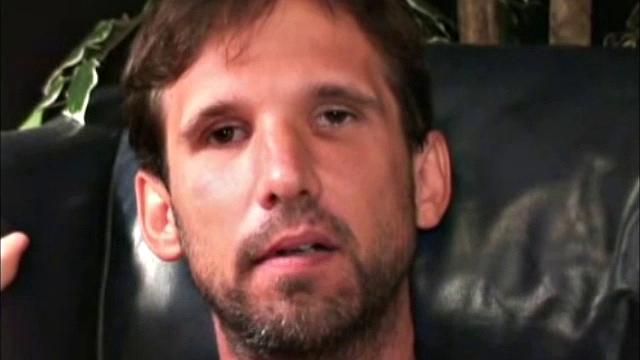 While Jeff is a good looking guy, he's a bit of an. He's one of those straight guys who knows everything, has seen everything, thinks that only what he believes is right, and only what he has is worth havnig.