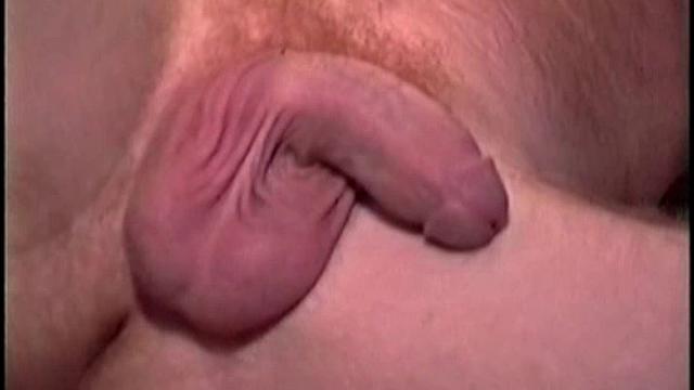 This local musician is going through a transition. He's having more feelings of attraction towards men. Red lives with his girlfriend but calls me a lot wanting to do shoots with other guys.