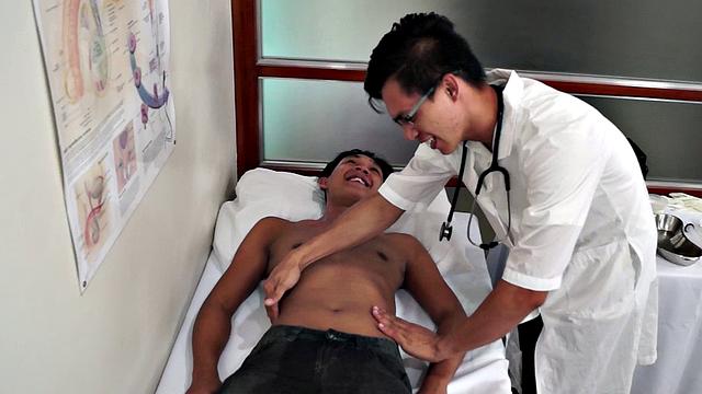 Slim Asian rimmed by doctor before toyed
