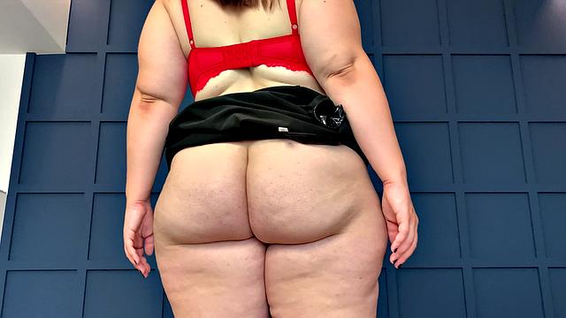 Mia Sweetheart: Worship Her Booty