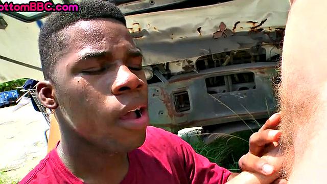 Outdoor black picked up and drilled in public sex