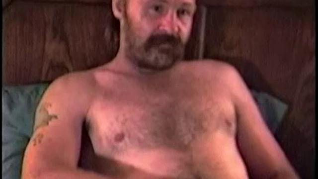 Jamie is a construction worker, by trade. He, and his buddy Michael, enjoy having sex together and showing off their stuff. I later found out that they get it on with each other, even though I was clear in asking.