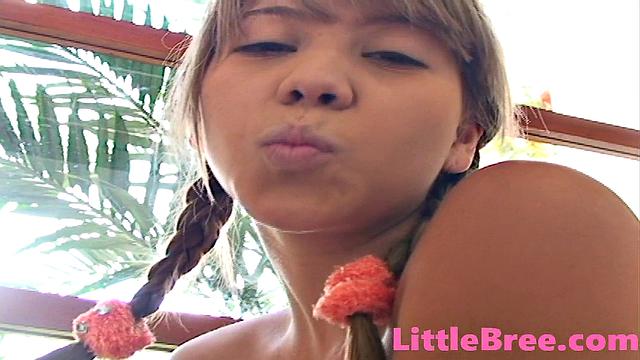 Horny teen slut Bree goes solo