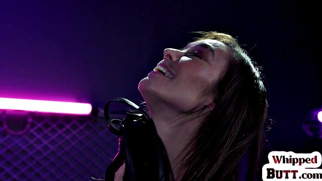 Lez babe enjoys BDSM fingering from her domina