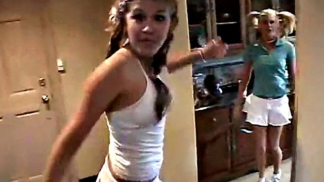 Teen topanga naughty lez