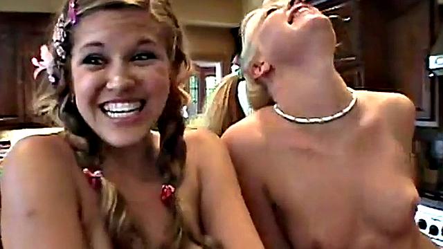 Teen topanga naughty lez