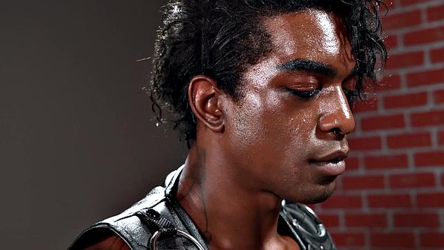 Bottom IR barebacked by hunk in leather costume