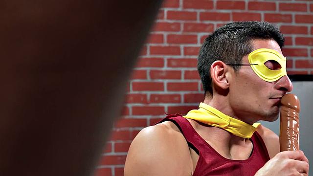 Bottom IR barebacked by hunk in leather costume