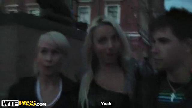 Public Se xWith Gf In Fishnets