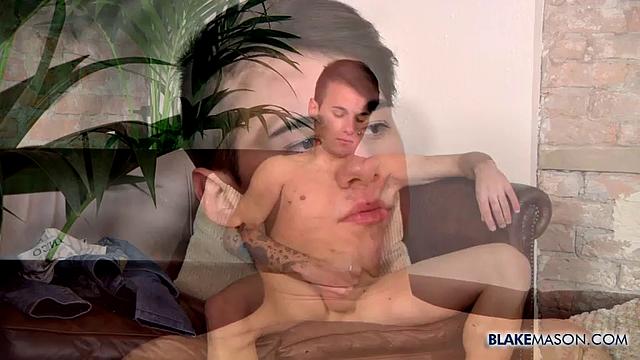 Cute Izan Shows Up To Stroke It - Izan Loren