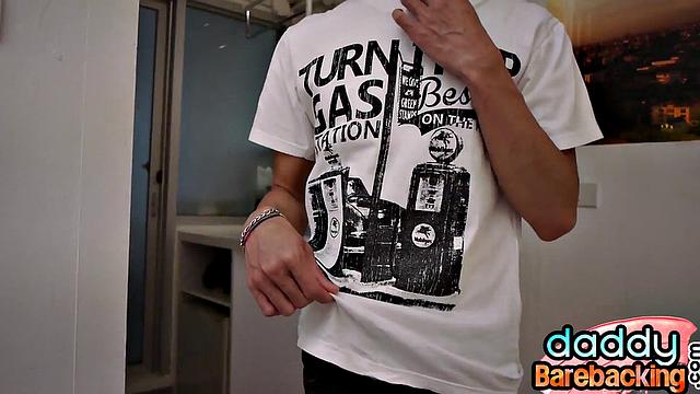 Sweet asian twunk spoiling a DILF