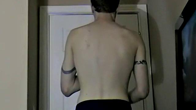 Красивый би-парень Голливуд - сцена