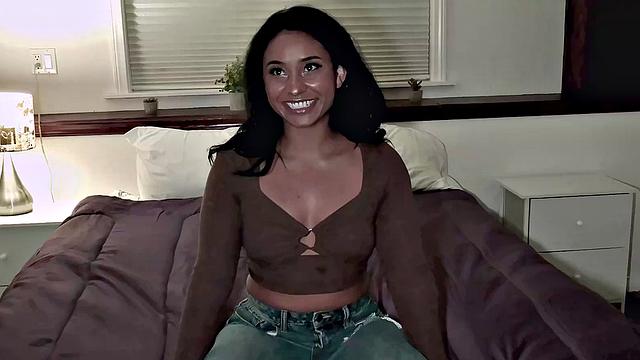 Surprised Melanie Muse Thick Big Newbie Never Had Monster Jovan Jordan BBC