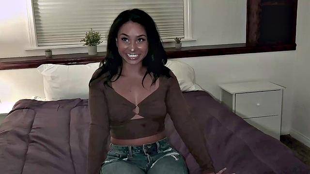 Surprised Melanie Muse Thick Big Newbie Never Had Monster Jovan Jordan BBC