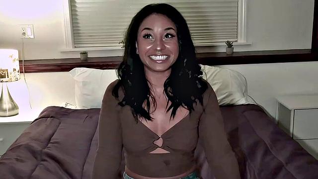 Surprised Melanie Muse Thick Big Newbie Never Had Monster Jovan Jordan BBC