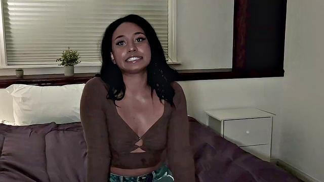 Surprised Melanie Muse Thick Big Newbie Never Had Monster Jovan Jordan BBC