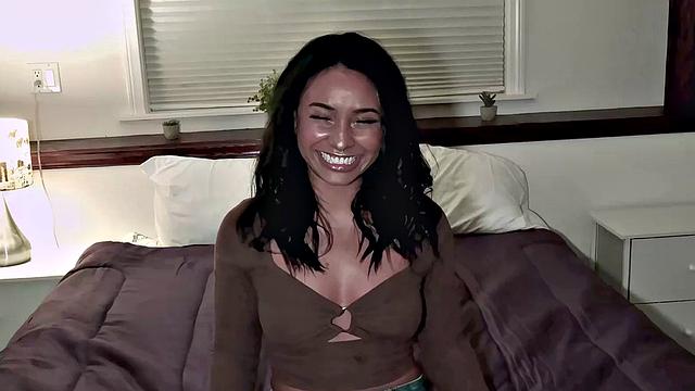 Surprised Melanie Muse Thick Big Newbie Never Had Monster Jovan Jordan BBC