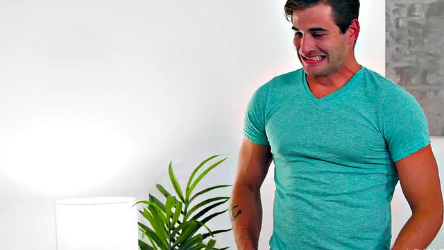 21yo petite slut banged by guy in wet pussy