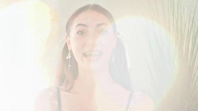 Petite amatuer babe facefucked by hard cock