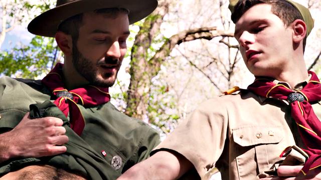 Amateur stud assfucked by jock while stroking in tent