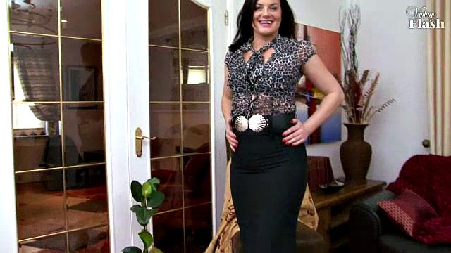 Sofia Matthews - Afternoon Tease!