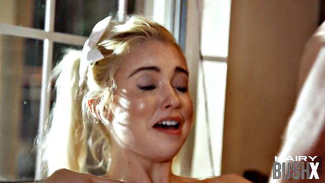 Cockhungry petite smashed by lover